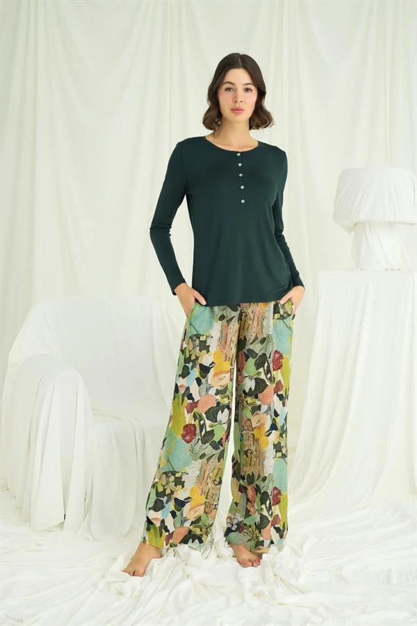 Arias Closet Çiçek ve Yaprak Desenli Pijama Takımı