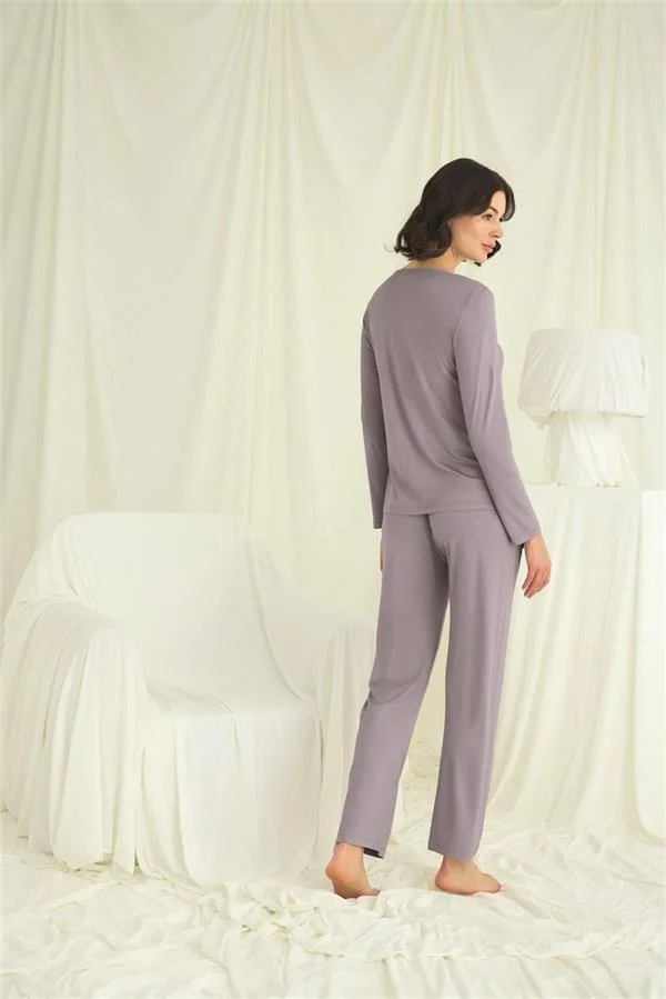 Arias Closet Yakası Kolu ve Omzu Dantelli Boydan Düğmeli Pijama Takımı