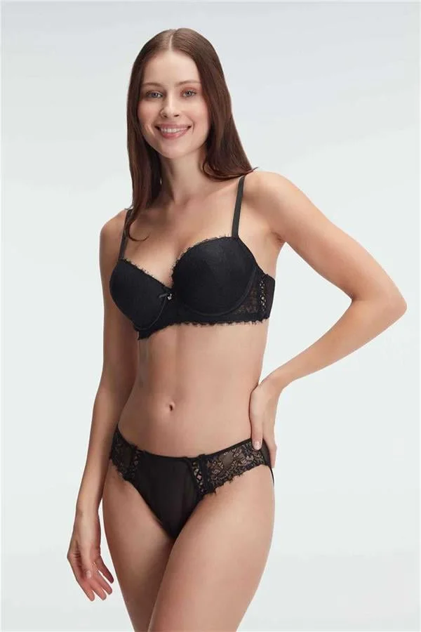 Arias Closet Destekli Dolgulu Balenli Kaplı Dantel Detaylı Sütyen Slip İç Çamaşırı Takım