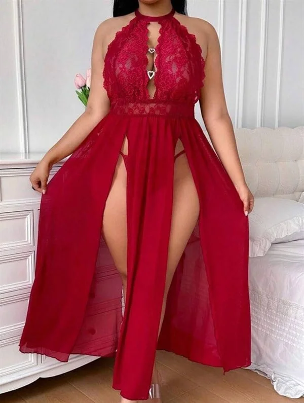 Arias Closet Büyük Beden Kırmızı Dantel İşlemeli Göğüs Detaylı Yırtmaçlı Fantezi Gecelik