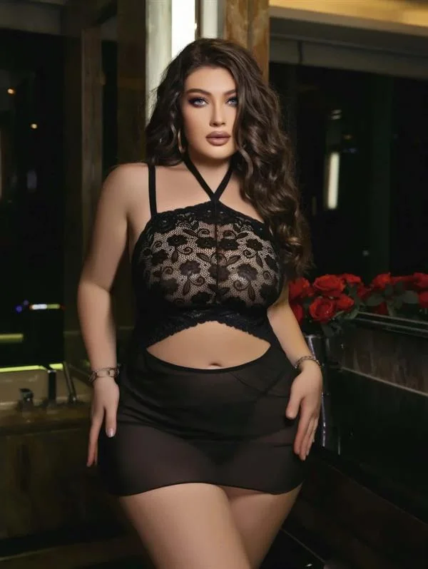 Arias Closet Siyah Dantel İşlemeli Göğüs Dekolteli Boyundan Bağlamalı Fantezi String Tül Gecelik Takımı