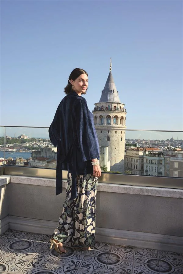 Arias Closet Yaprak Desenli ve Dantelli 3'lü Pijama Takımı